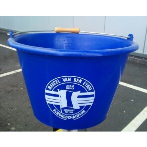 Van Den Eynde Groundbait Bucket (Large)